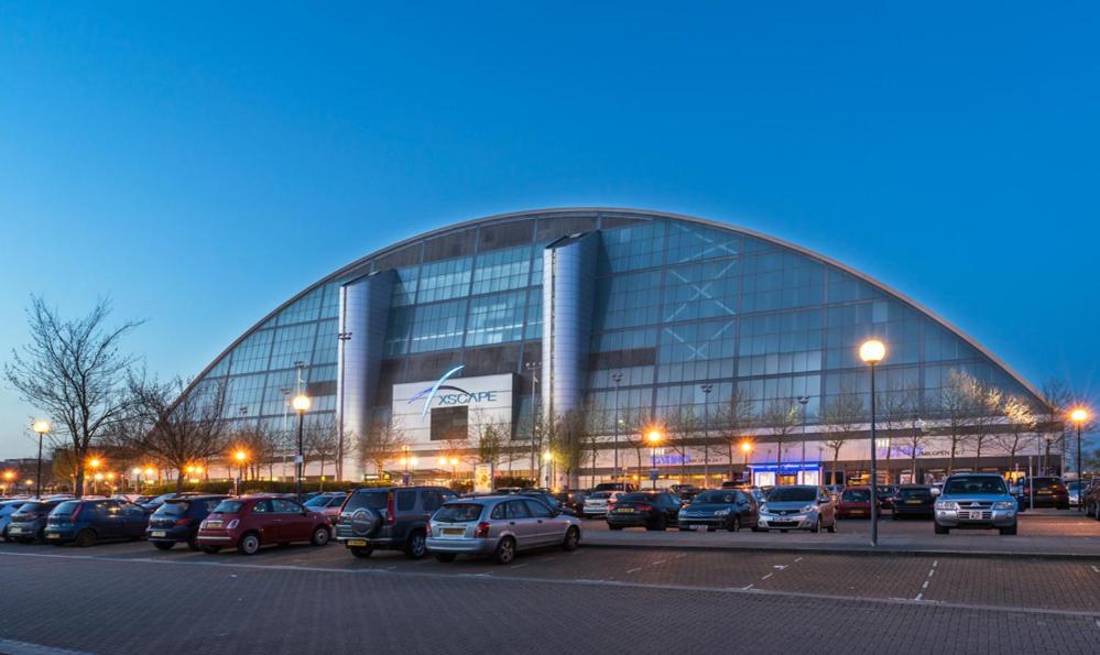 Heathrow Airport To Milton Keyne