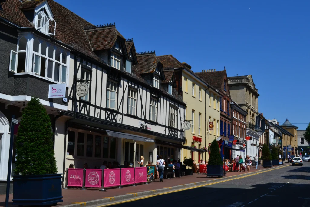 Maidstone To Heathrow Airport