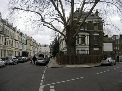 Gatwick Airport to West Kensington