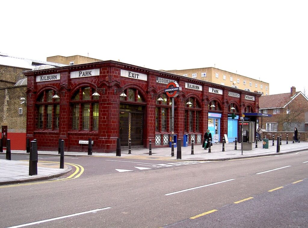 Gatwick Airport to Kilburn