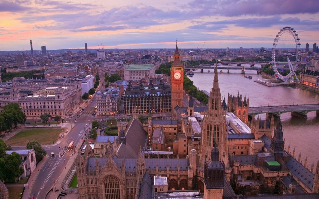 Berrylands To Heathrow Airport