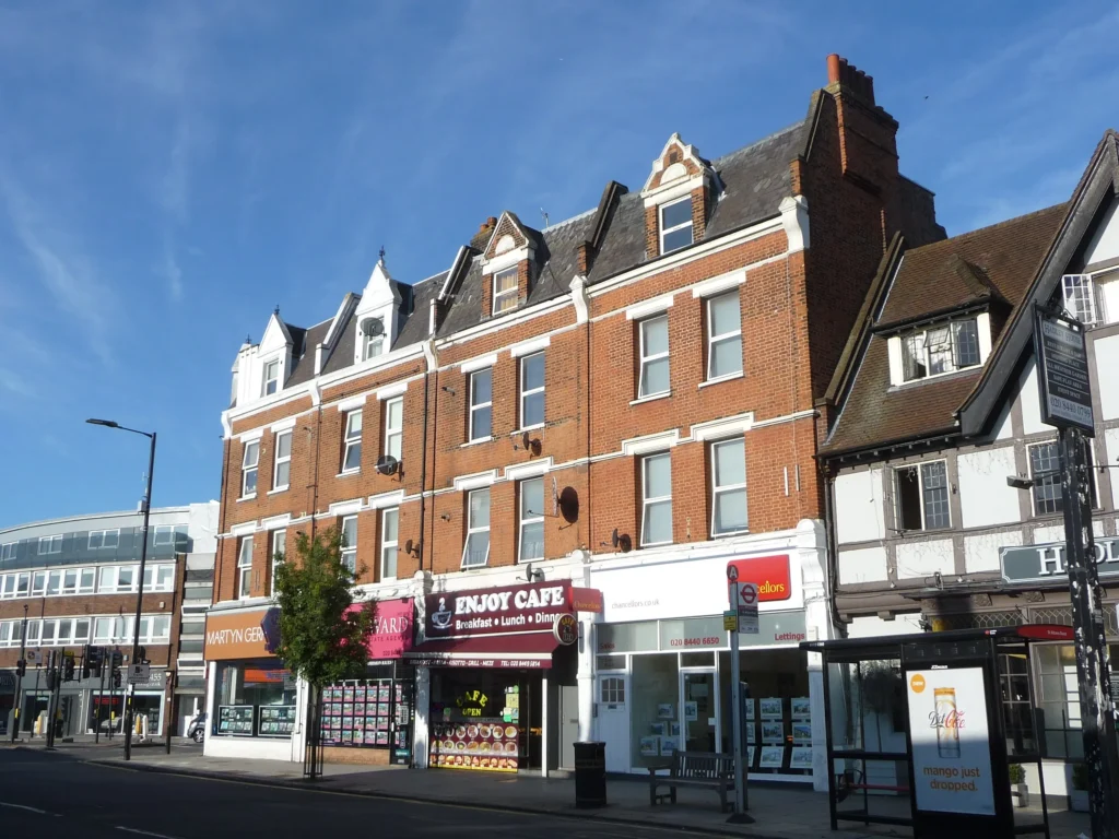 Barnet To Heathrow Airport