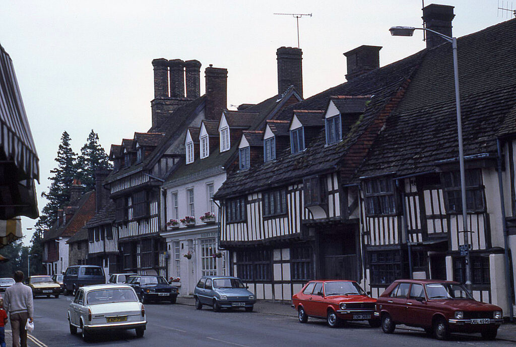 East Grinstead To Heathrow Airport