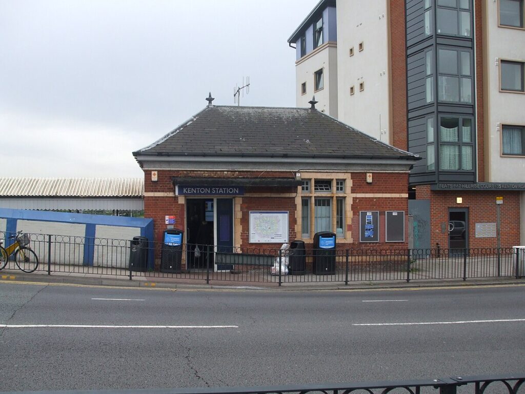 Kenton To Heathrow Airport