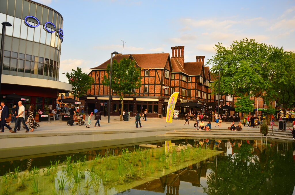 Luton Airport to Watford Junction
