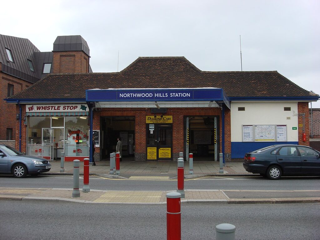 Northwood To Heathrow Airport
