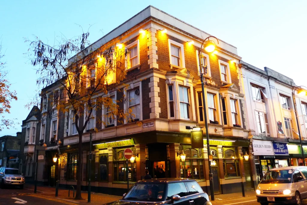 Leytonstone To Heathrow Airport