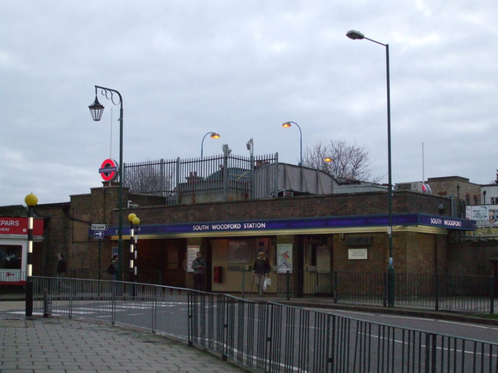South Woodford To Heathrow Airport