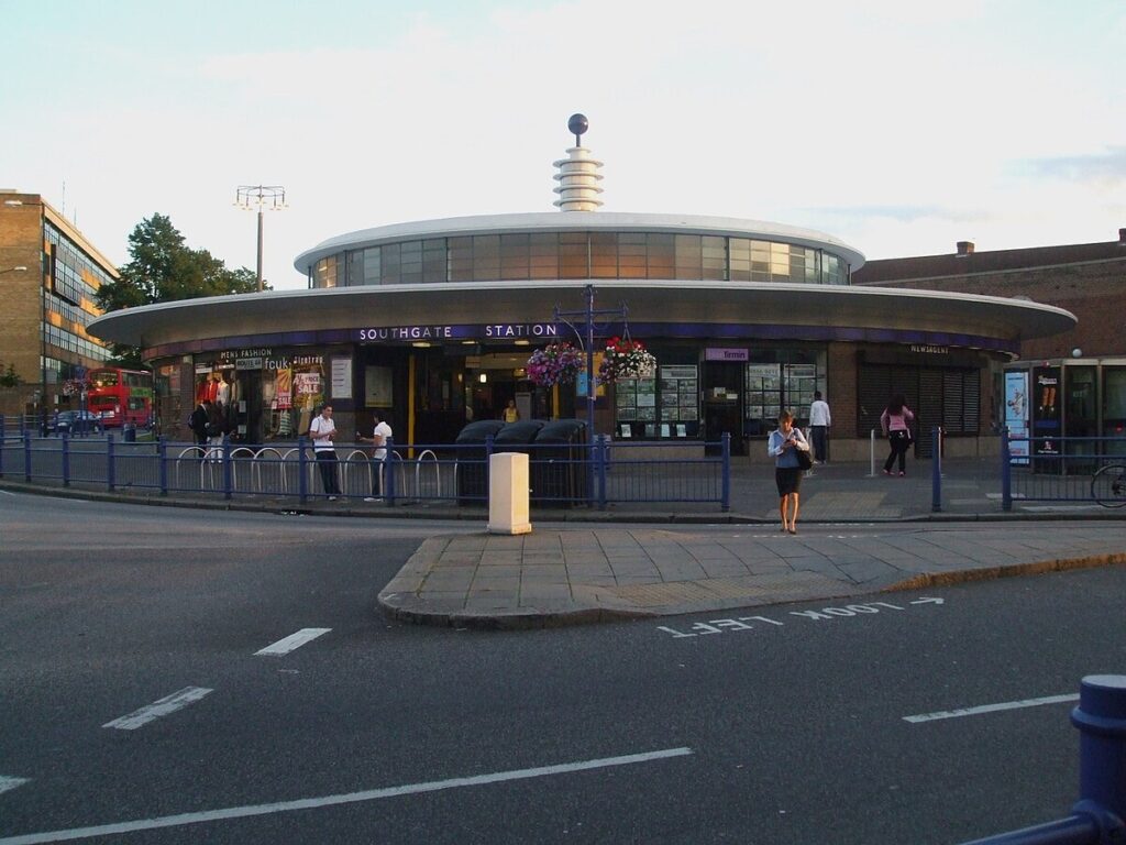 Southgate To Heathrow Airport