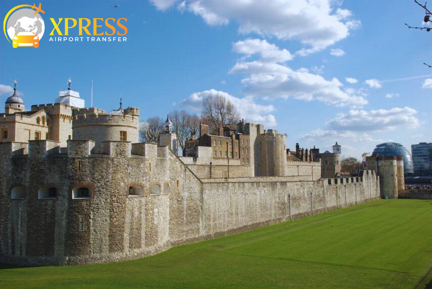 Stansted Airport to Tower Hill