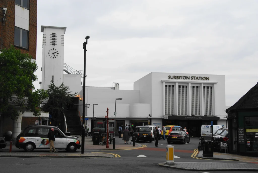 Surbiton To Heathrow Airport