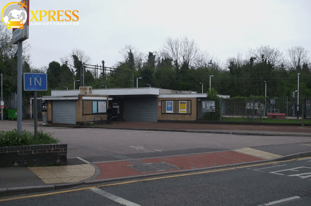 Gatwick Airport To Purfleet