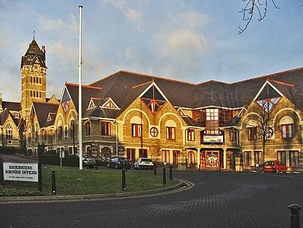 Gatwick Airport To Broxbourne