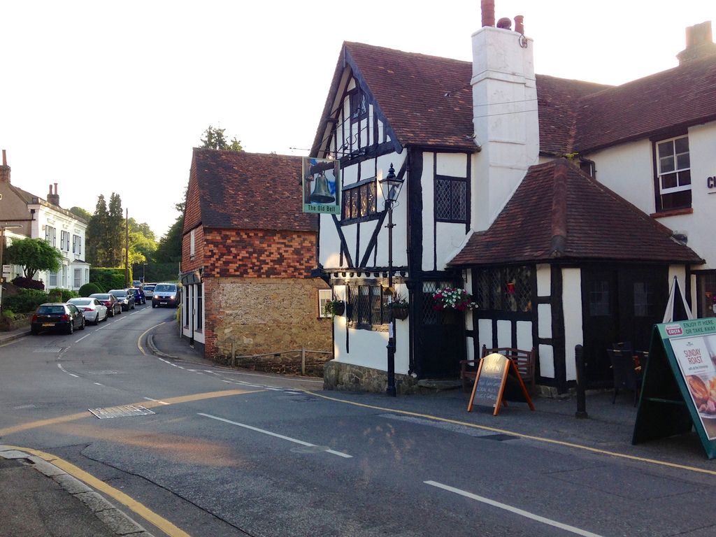 Oxted To Heathrow Airport