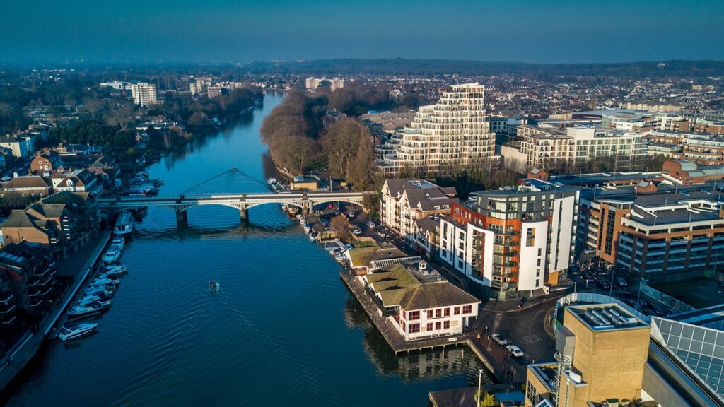 Kingston Upon Thames To Heathrow Airport