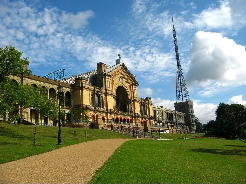 Gatwick Airport to Alexandra Palace