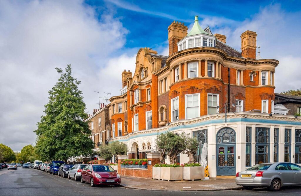 Gatwick Airport to St Johns Wood