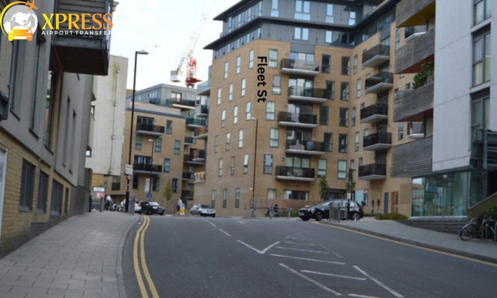Fleet St to Gatwick Airport