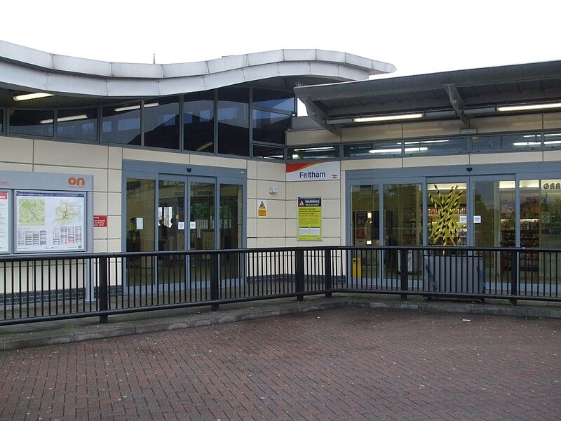 TW14 Feltham to Gatwick Airport