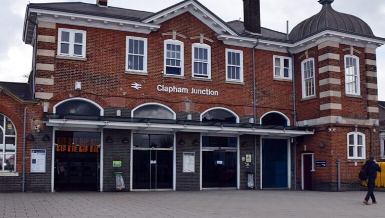 Heathrow Airport to Clapham