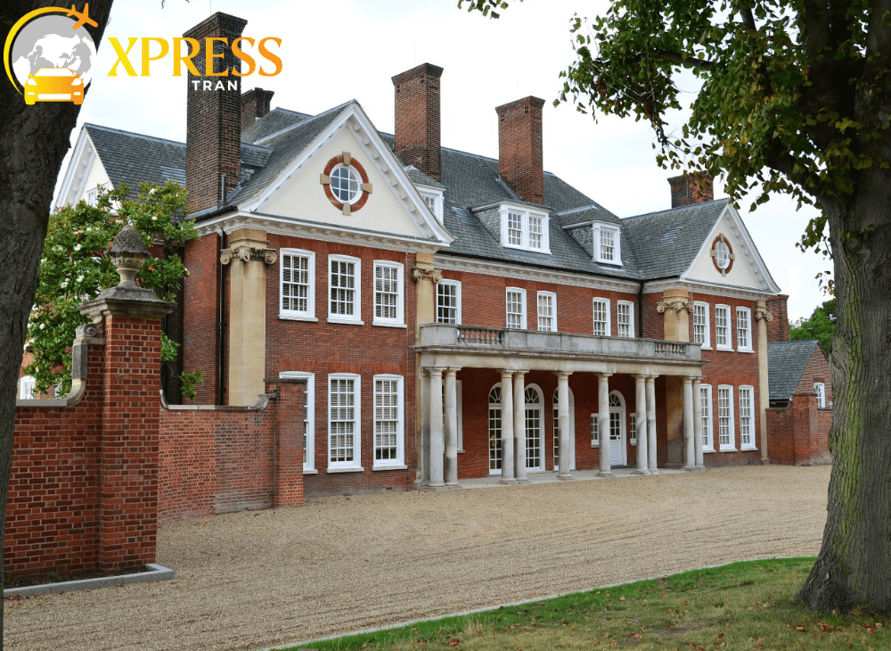 RM14 Upminster to Gatwick Airport